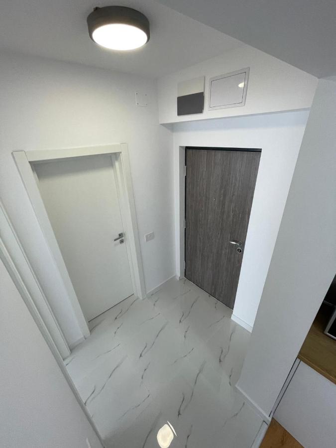 Silence Apartment 2 Oradea Exteriör bild